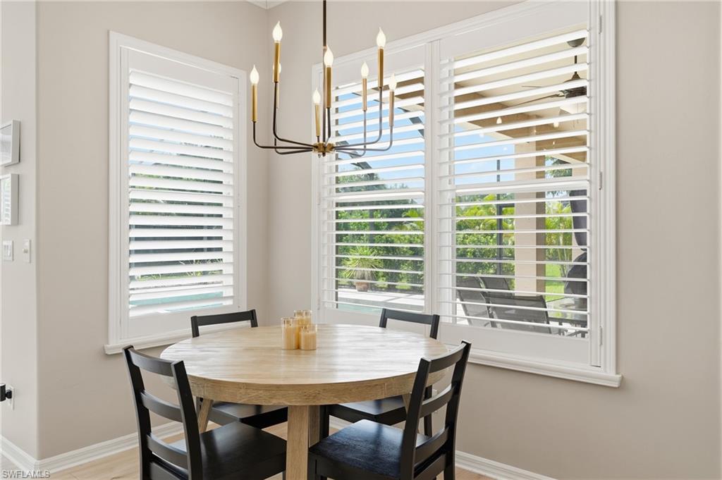 COLONIAL POINTE - Residential