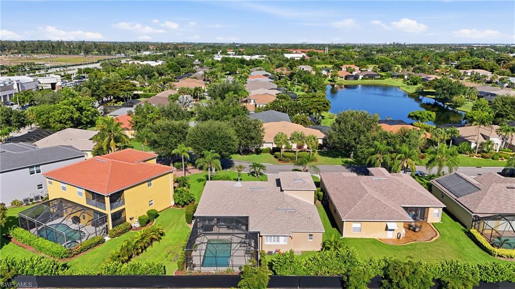 COLONIAL POINTE - Residential