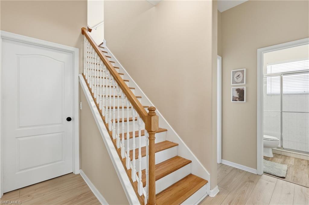 COLONIAL POINTE - Residential