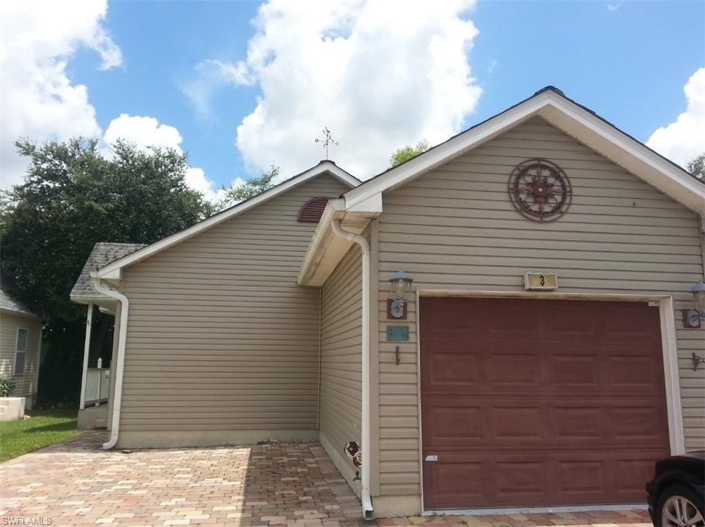LEAWOOD LAKES - Residential Lease