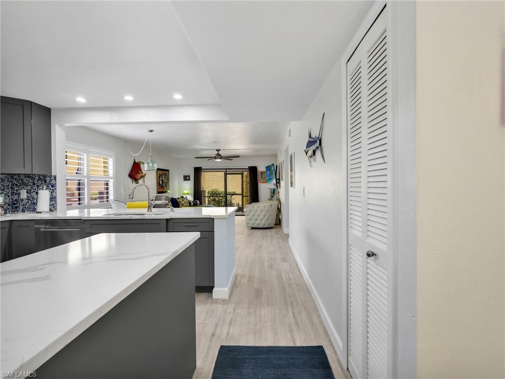 SOUTHERN BREEZE CONDO - Residential