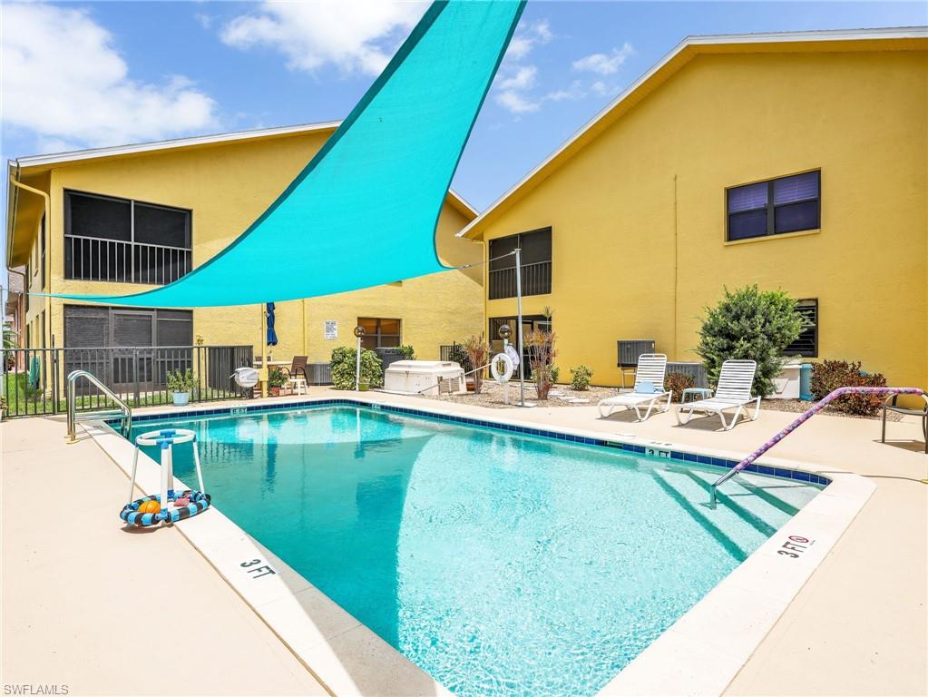 SOUTHERN BREEZE CONDO - Residential