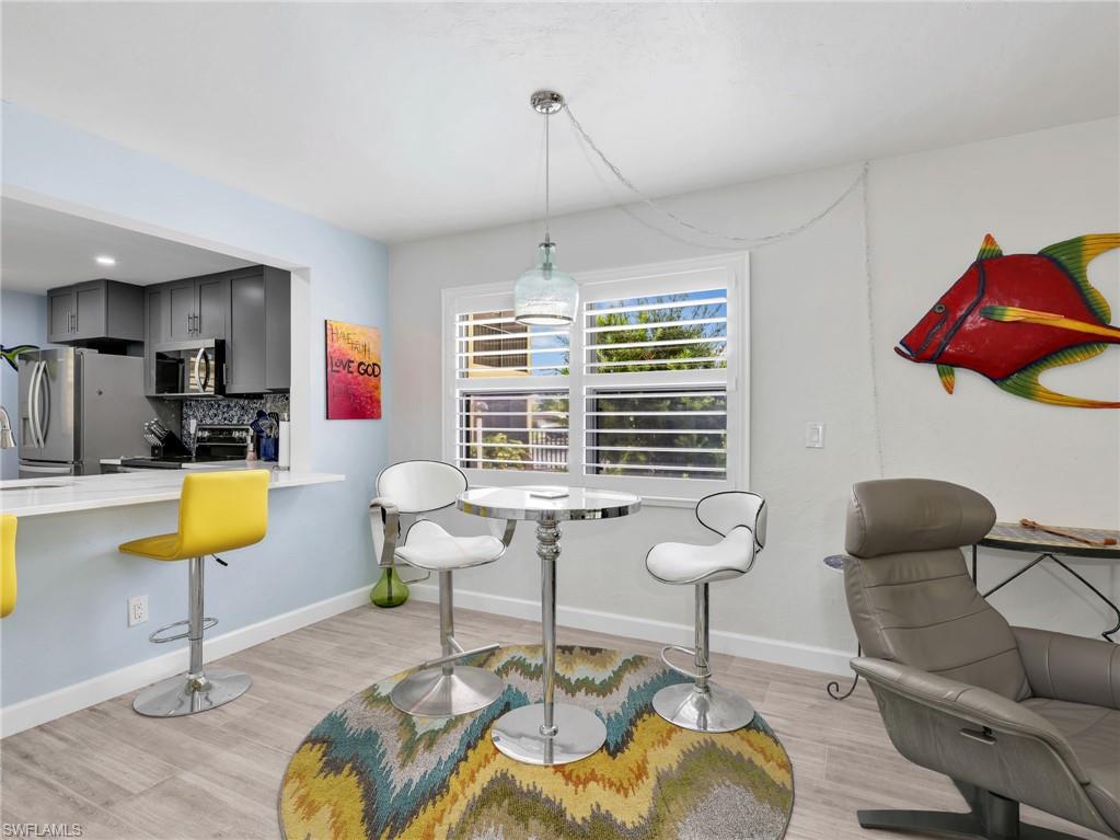 SOUTHERN BREEZE CONDO - Residential