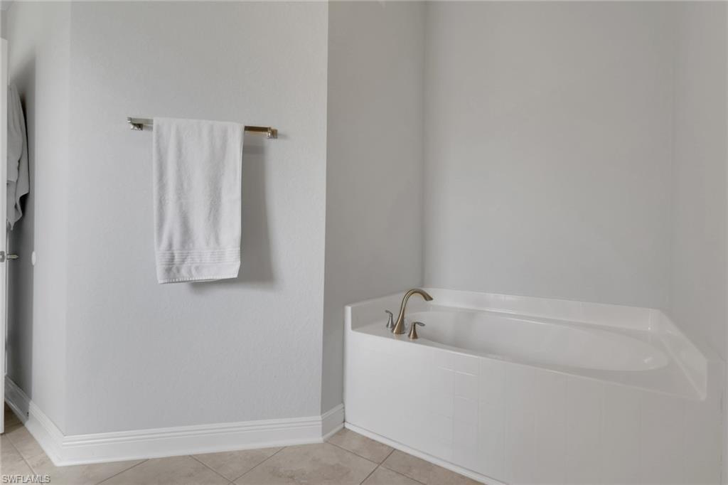 CREEKSIDE ESTATES - Residential