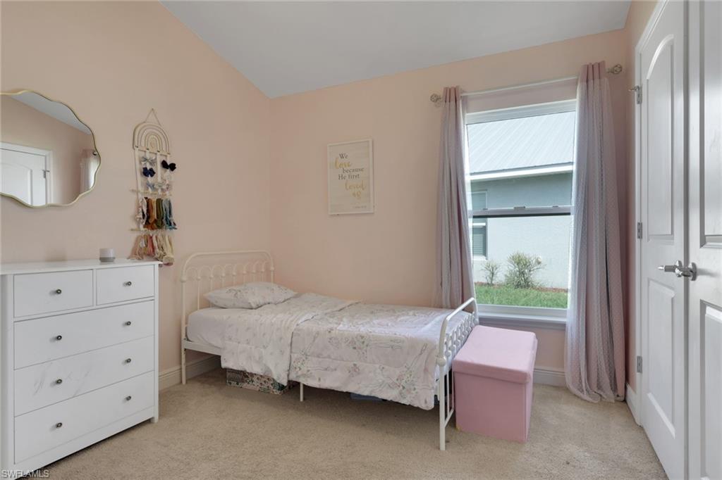 CREEKSIDE ESTATES - Residential