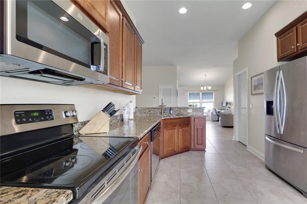 CREEKSIDE ESTATES - Residential