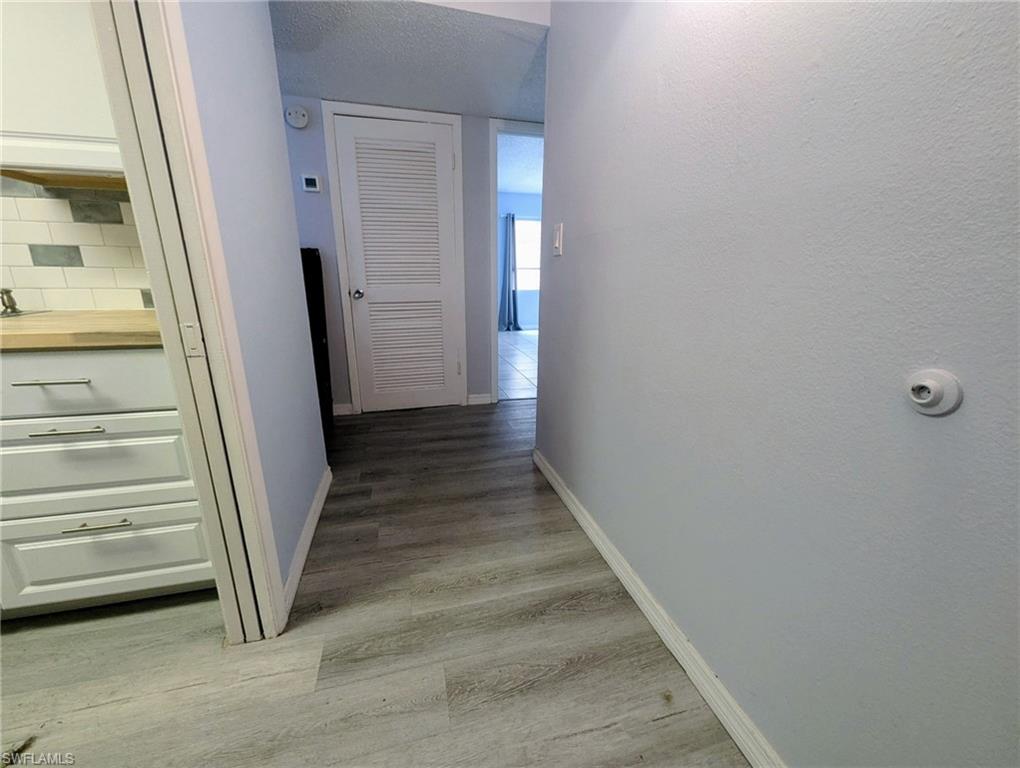 TOWERS CONDO - Residential