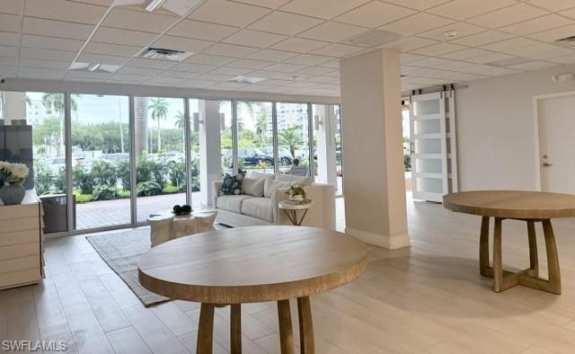 VANDERBILT TOWERS - Residential Lease