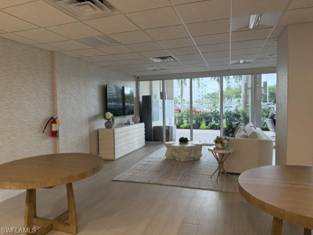 VANDERBILT TOWERS - Residential Lease