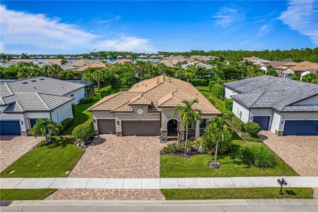 CORKSCREW SHORES - Residential
