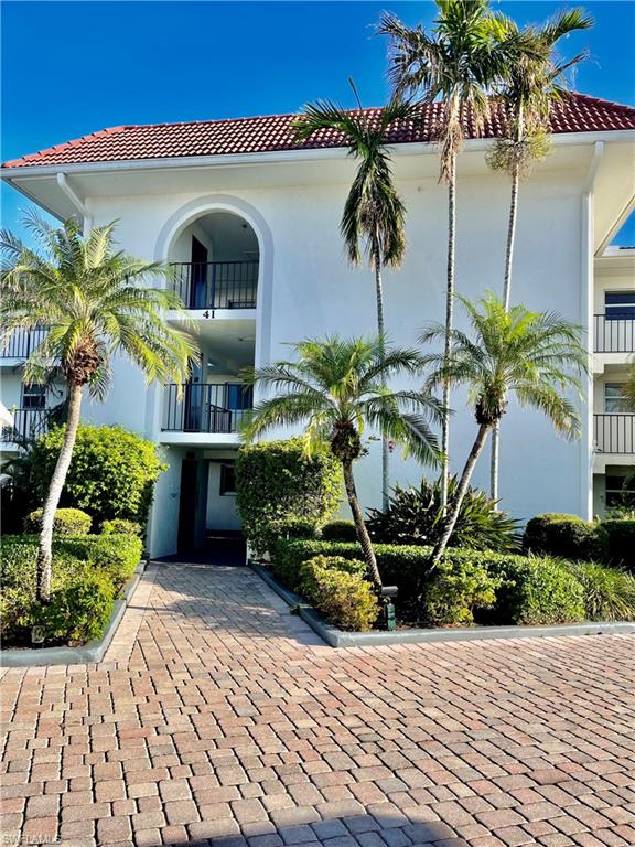 HIGH POINT COUNTRY CLUB - Residential