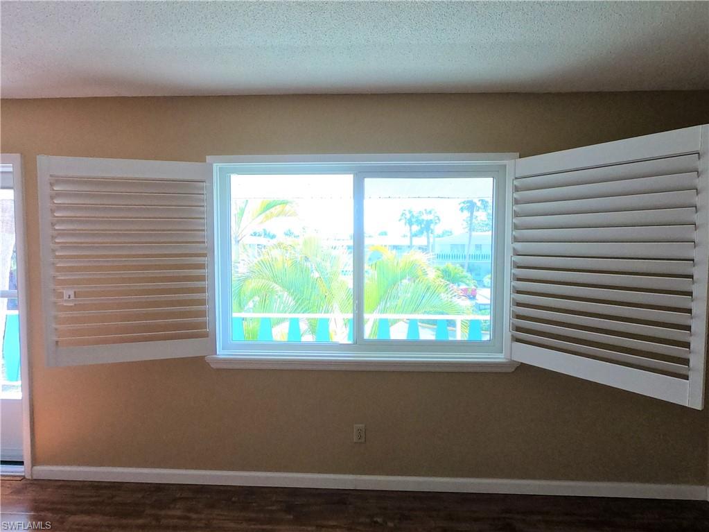 FAIRWAYS CONDO - Residential