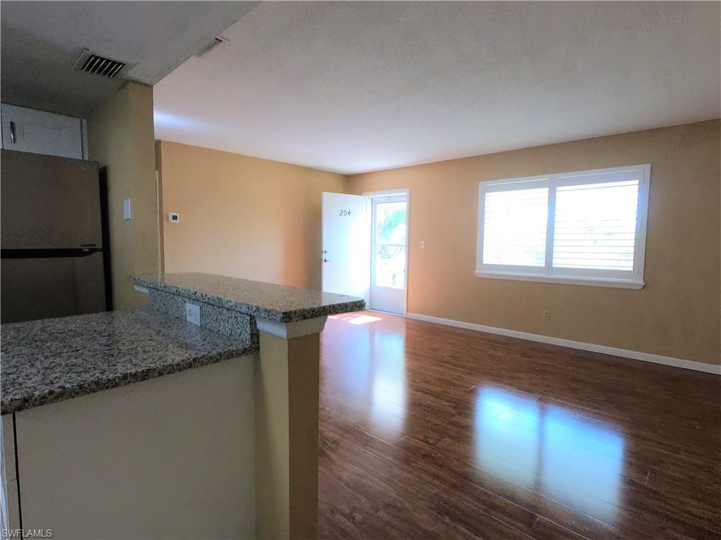FAIRWAYS CONDO - Residential