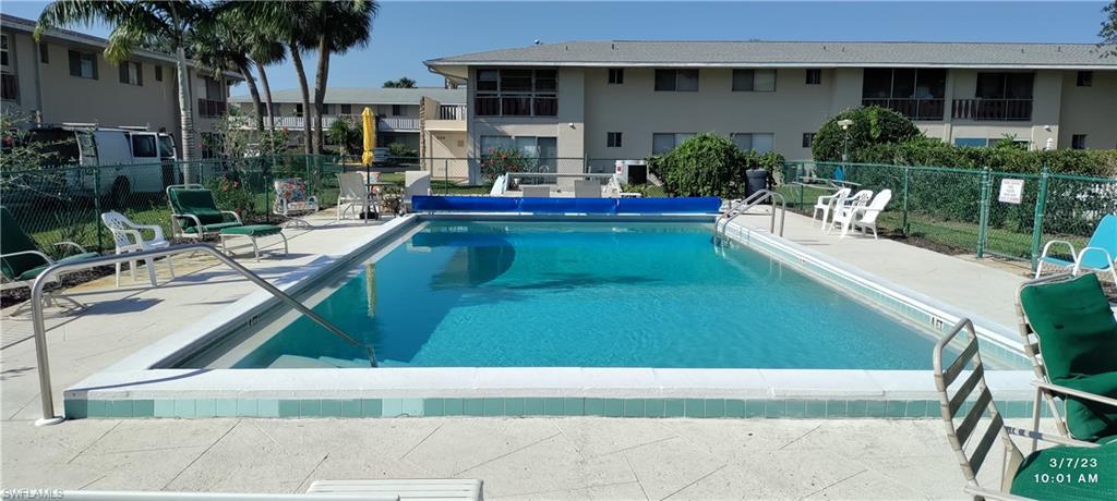 FAIRWAYS CONDO - Residential