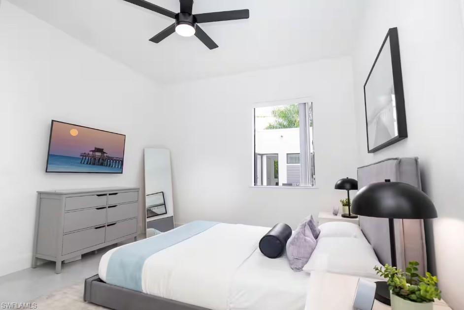 KELLY PLAZA - Residential
