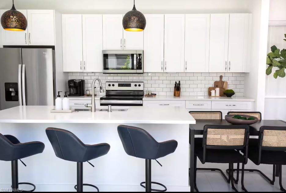 KELLY PLAZA - Residential