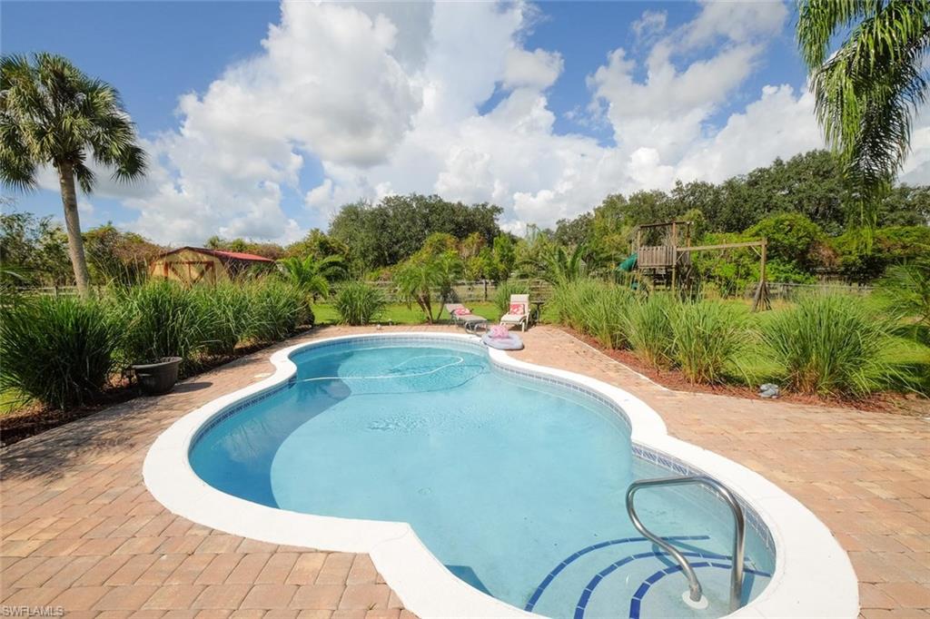 VILLA RIVER ESTATES - Residential