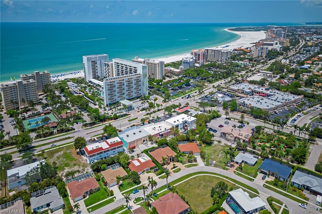 MARCO BEACH - Residential