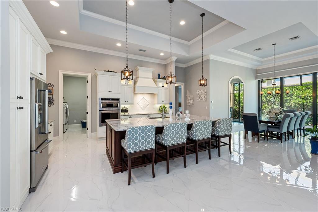 MARCO BEACH - Residential