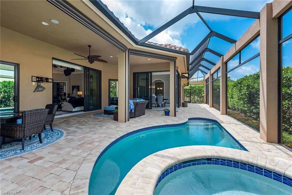 MARCO BEACH - Residential