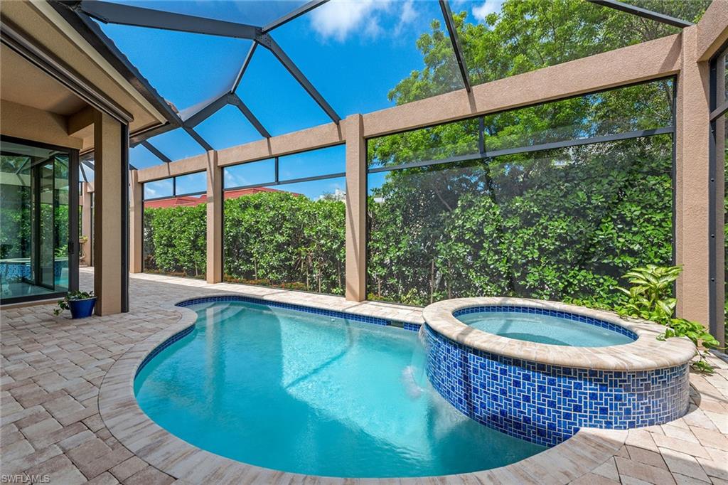 MARCO BEACH - Residential