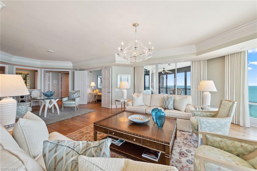 WINDSOR AT BAY COLONY - Residential