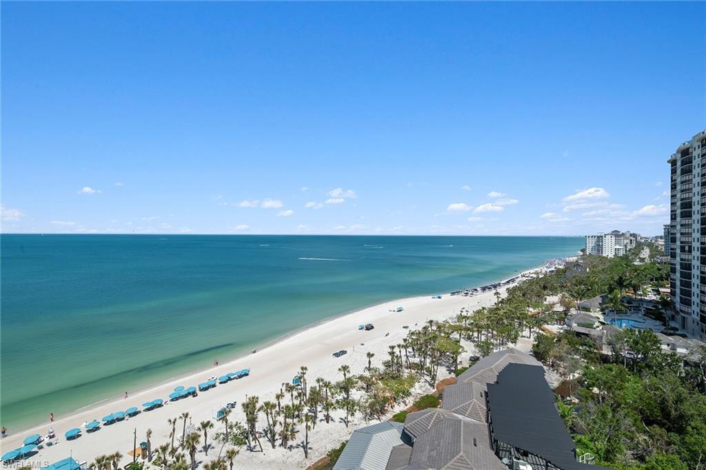 WINDSOR AT BAY COLONY - Residential