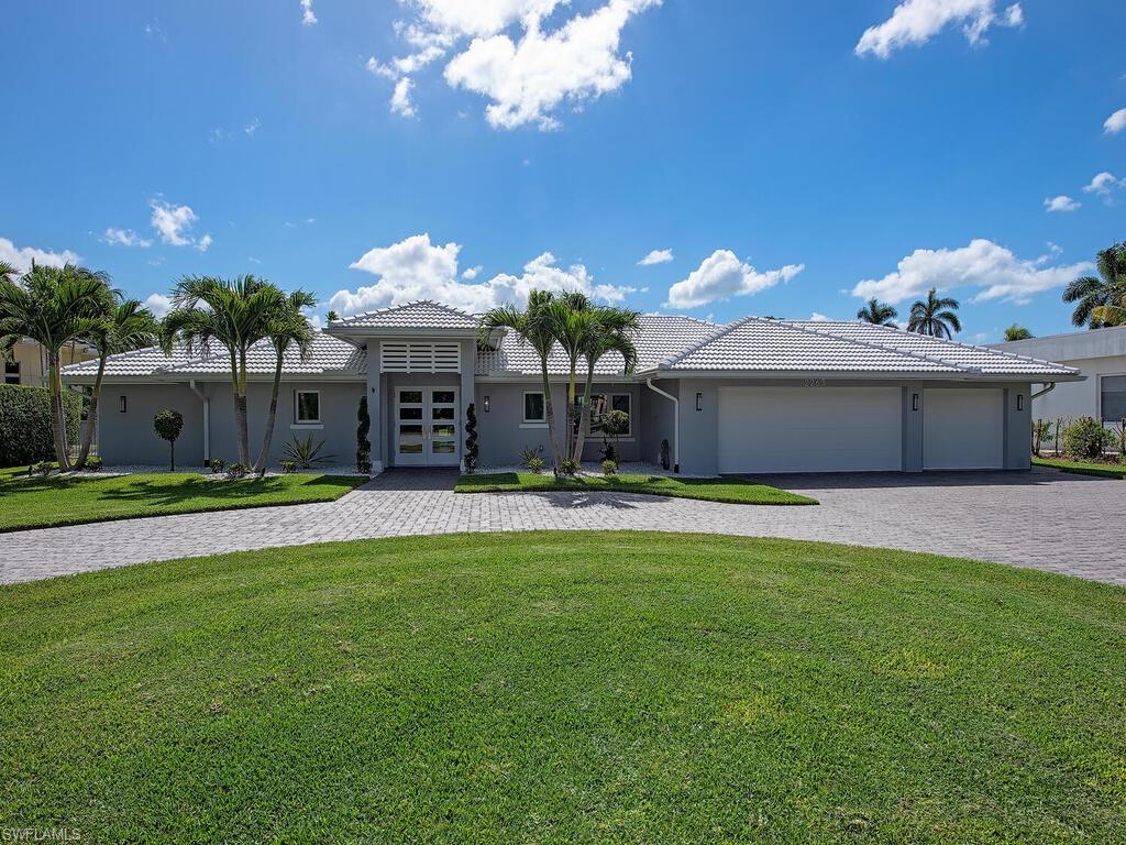 ROYAL HARBOR - Residential