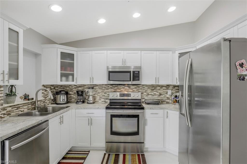 GOLDEN GATE ESTATES - Residential