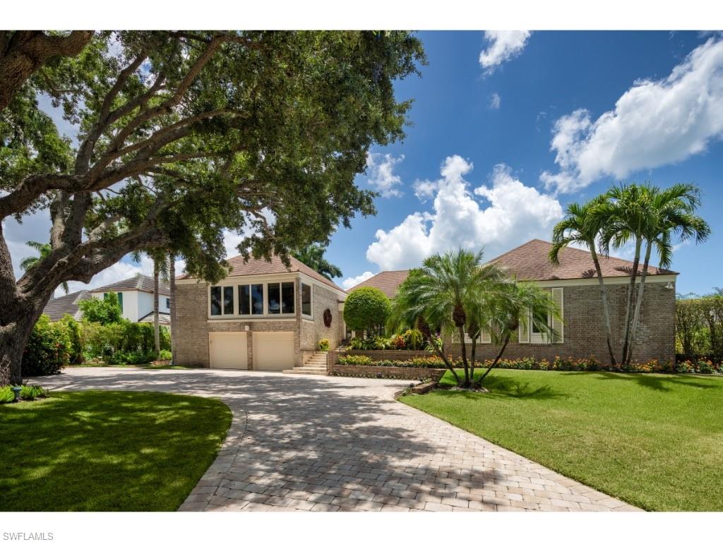 A beautiful setting on Half Moon Lake in the exclusive Port Royal neighborhood! Situated in close proximity to all of the incredible amenities offered by the Port Royal Club and just moments away from the white sand beaches of the Gulf of Mexico. A wonderful, light filled great room in addition to a cozy family room adjacent to the kitchen offers delightful spaces for entertaining. Residents will enjoy quick access to Gordon Drive and downtown Old Naples while being wonderfully secluded on a private lakefront setting. Groundbreaking of the $100 Million Port Royal Club beach club project commenced in late 2024 with completion anticipated in late 2026. An opportune time to purchase in the neighborhood before the completion of the exciting new Port Royal Club beach club! Port Royal Club membership eligibility.