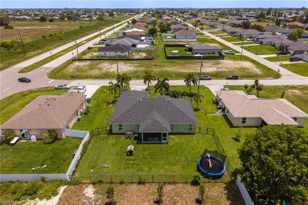 CAPE CORAL - Residential