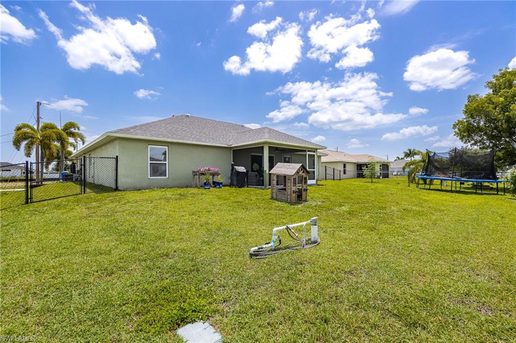 CAPE CORAL - Residential