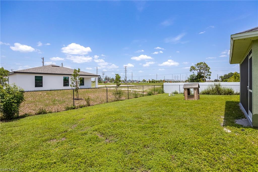 CAPE CORAL - Residential