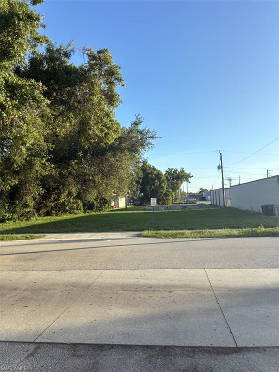 PALMLEE PARK - Land