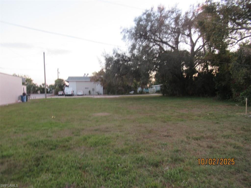 PALMLEE PARK - Land