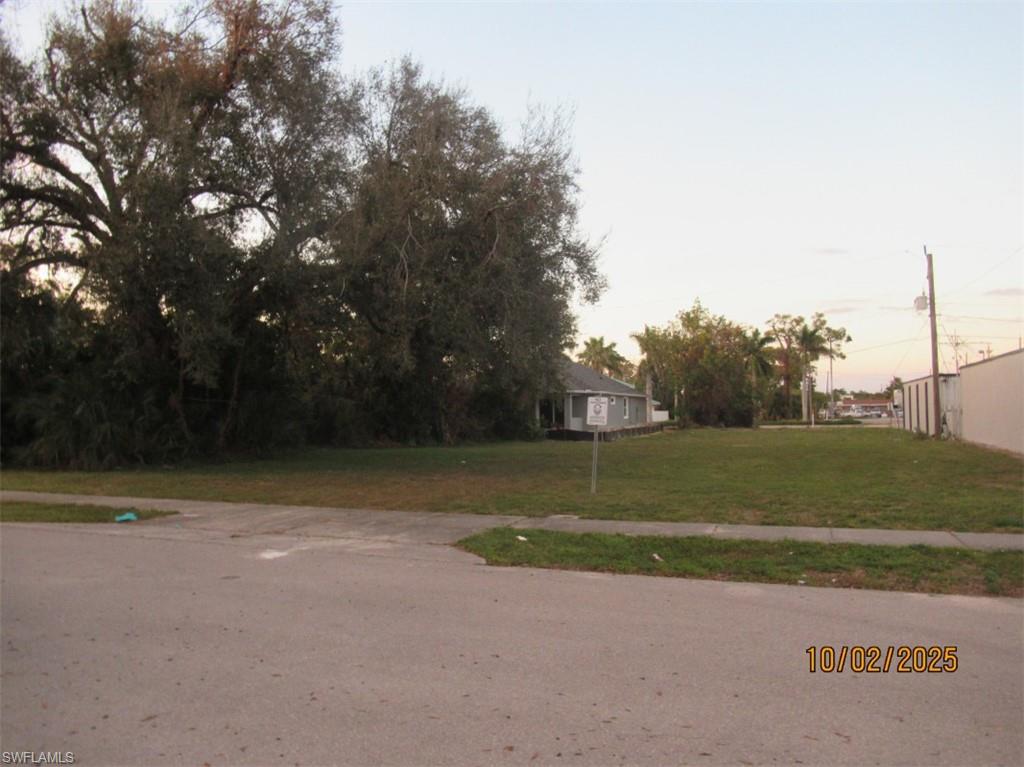 PALMLEE PARK - Land