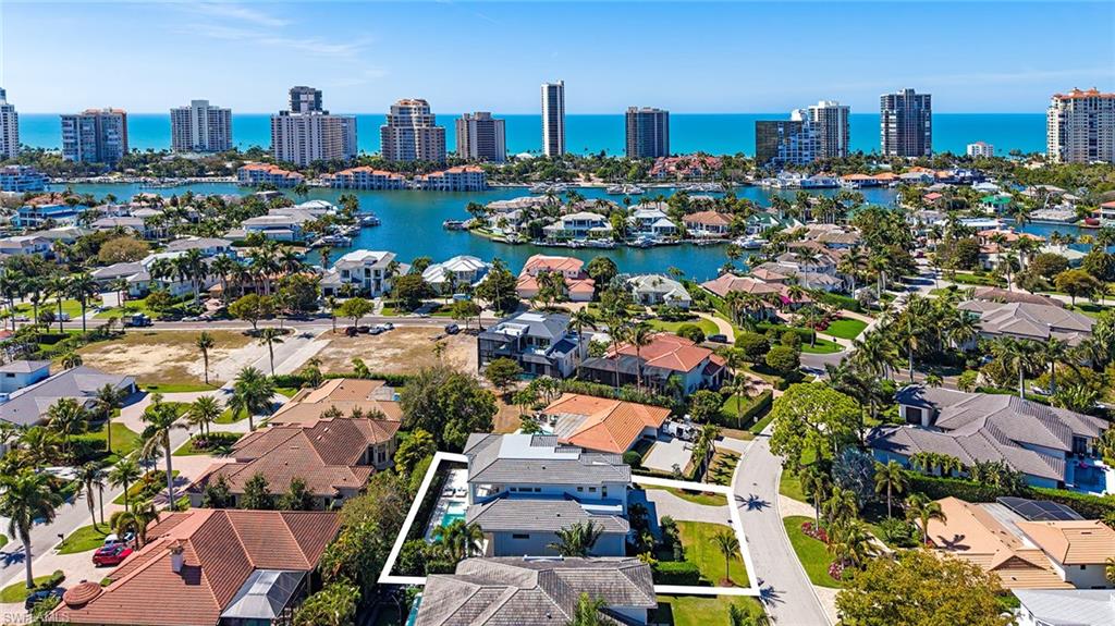 PARK SHORE - Residential