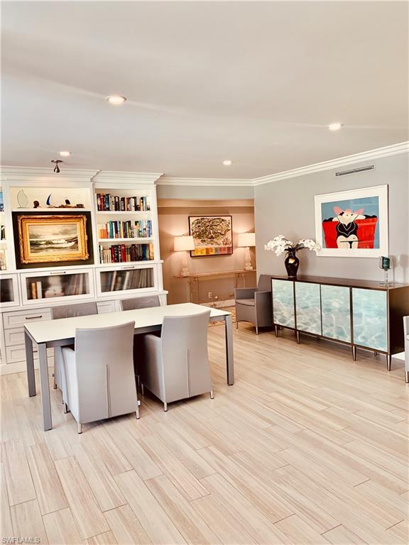 WILDERNESS COUNTRY CLUB - Residential