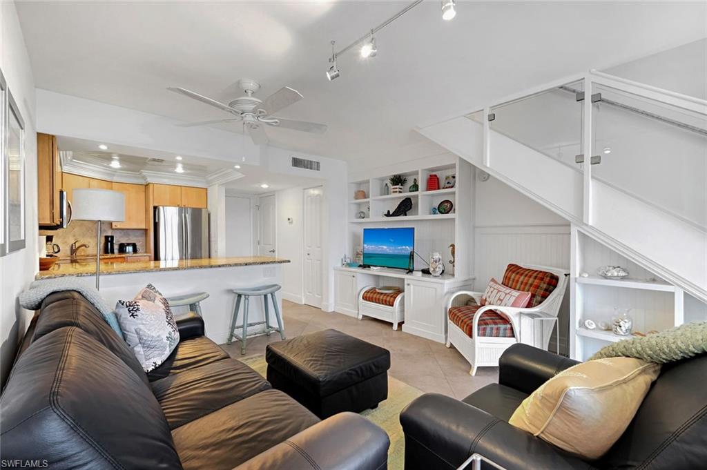 VANDERBILT TOWERS - Residential Lease