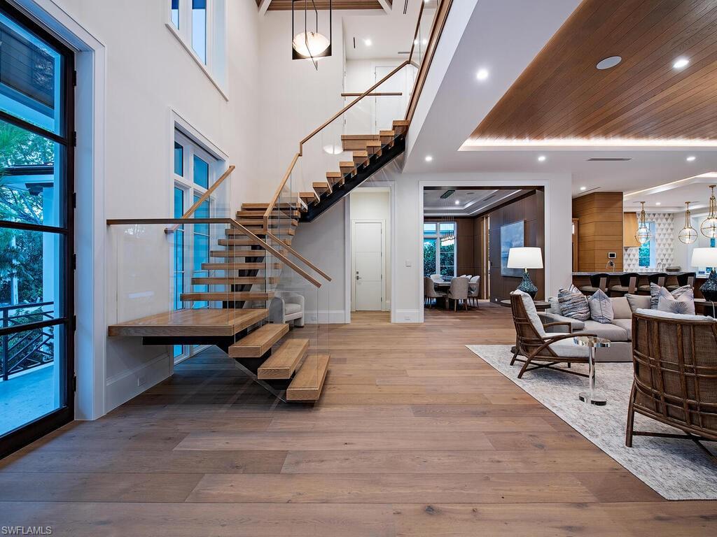 AQUALANE SHORES - Residential