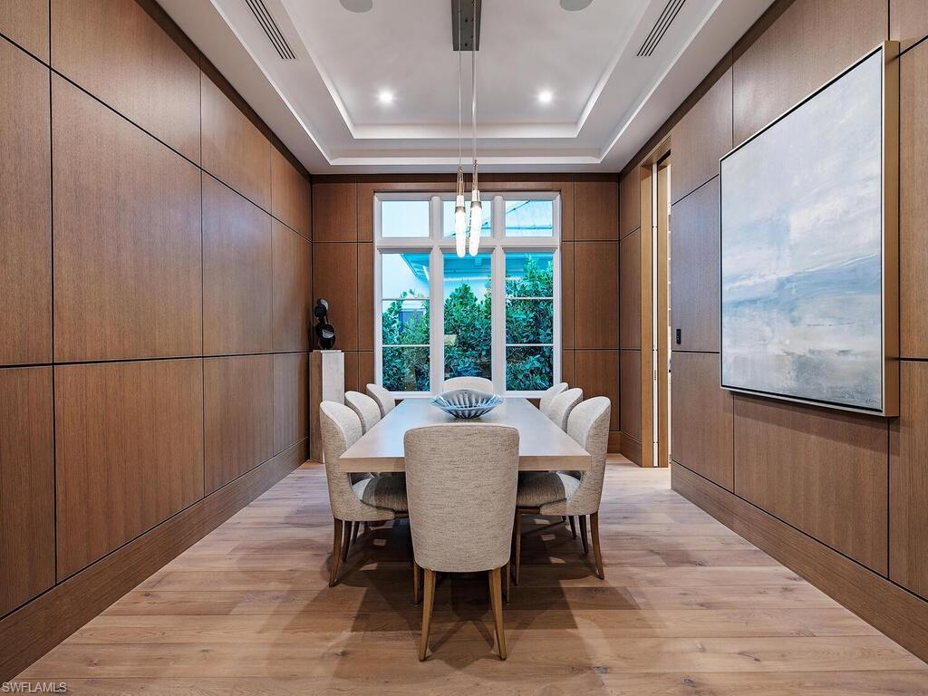 AQUALANE SHORES - Residential