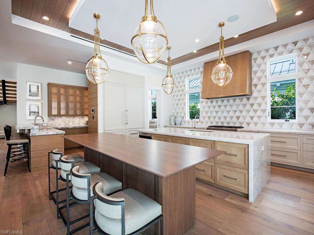 AQUALANE SHORES - Residential