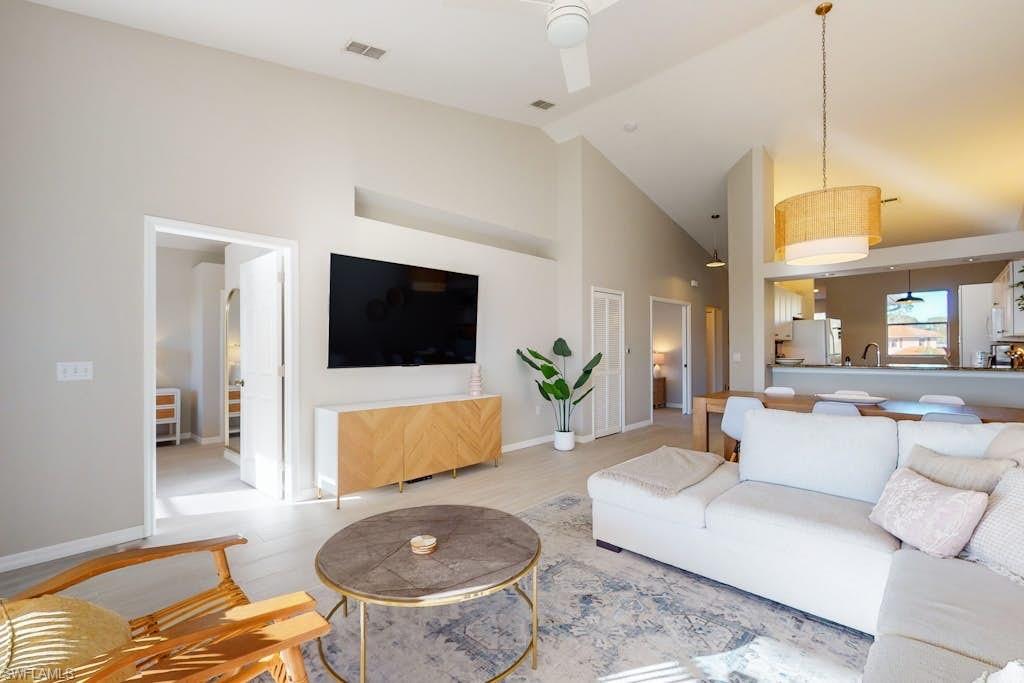 SHERWOOD - Residential Lease