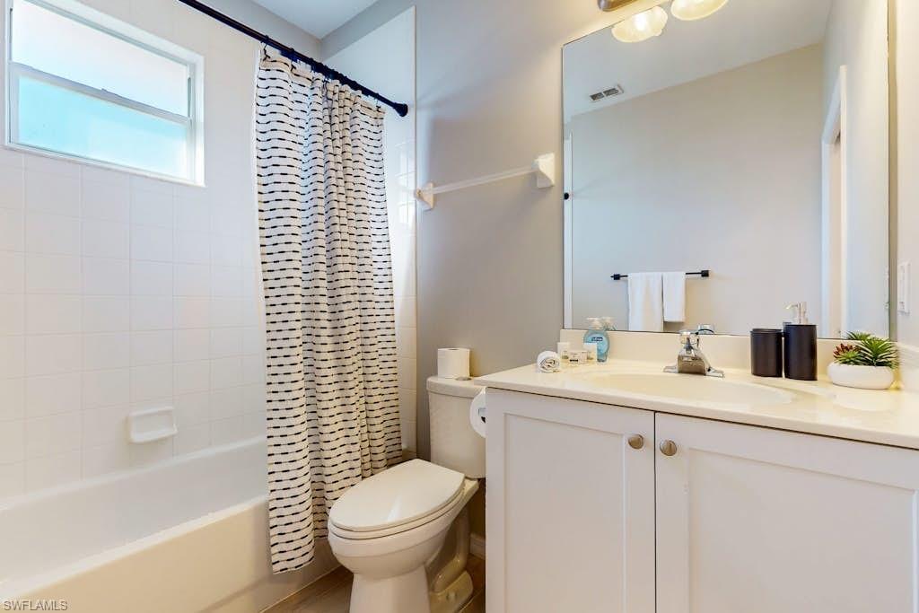 SHERWOOD - Residential Lease
