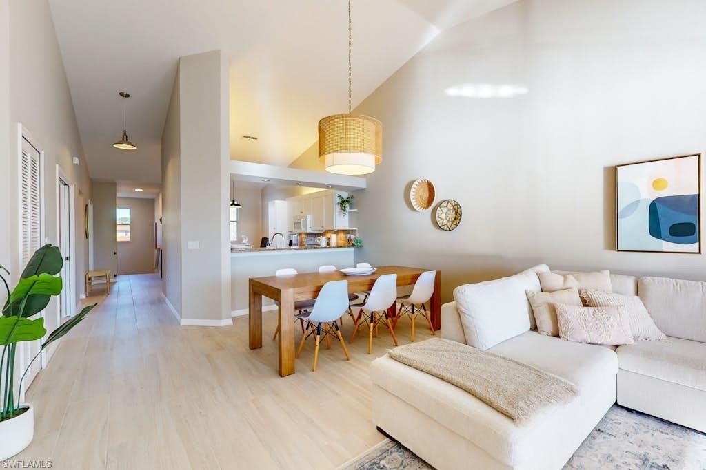 SHERWOOD - Residential Lease