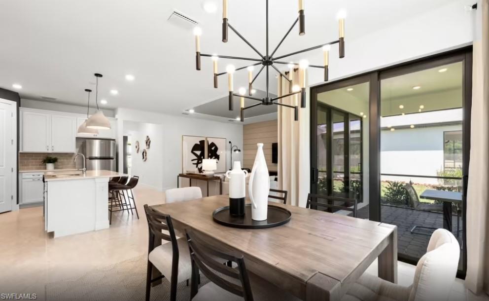 HAMPTON LAKES - Residential