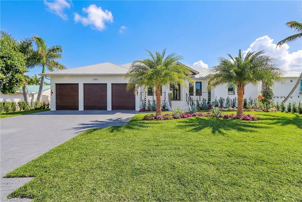 COCONUT RIVER - Residential