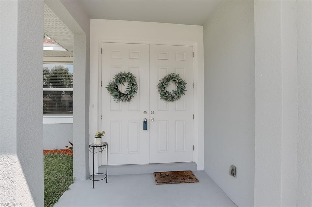 SANDY HOLLOW - Residential
