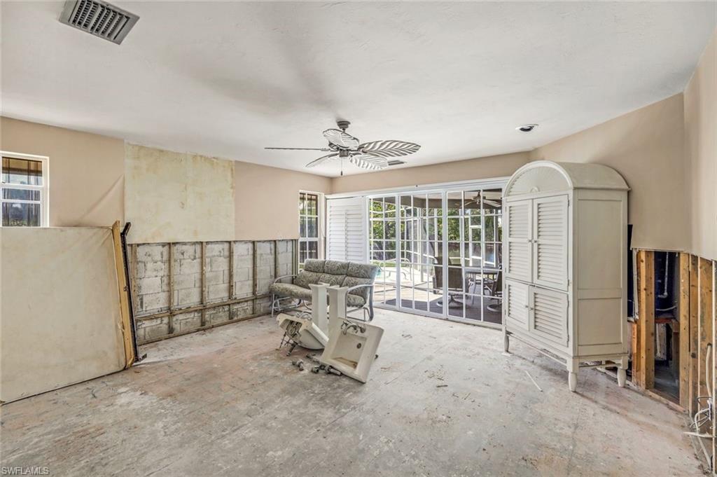 BONITA FARMS - Residential