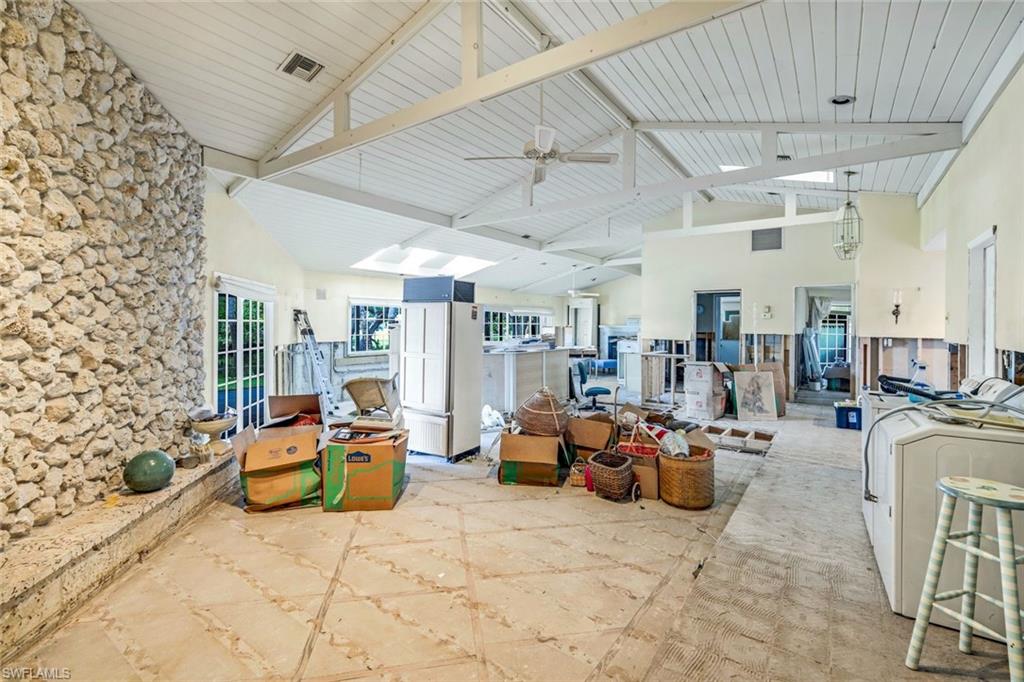 BONITA FARMS - Residential